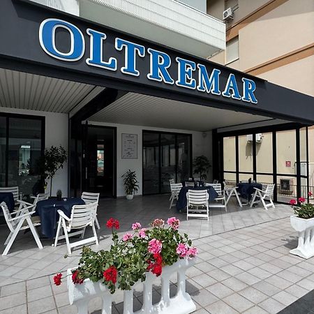Hotel Oltremar B&B Cattolica Kültér fotó